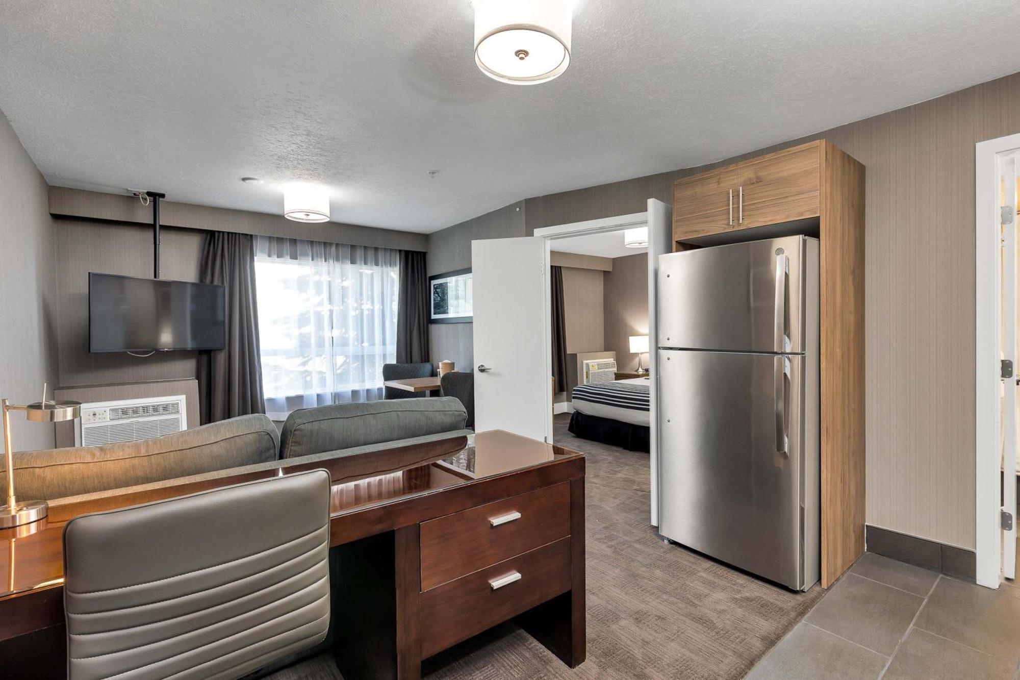 Sandman Hotel Grande Prairie Exterior photo