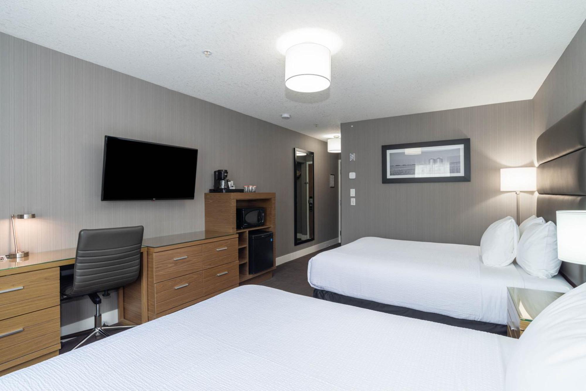 Sandman Hotel Grande Prairie Exterior photo