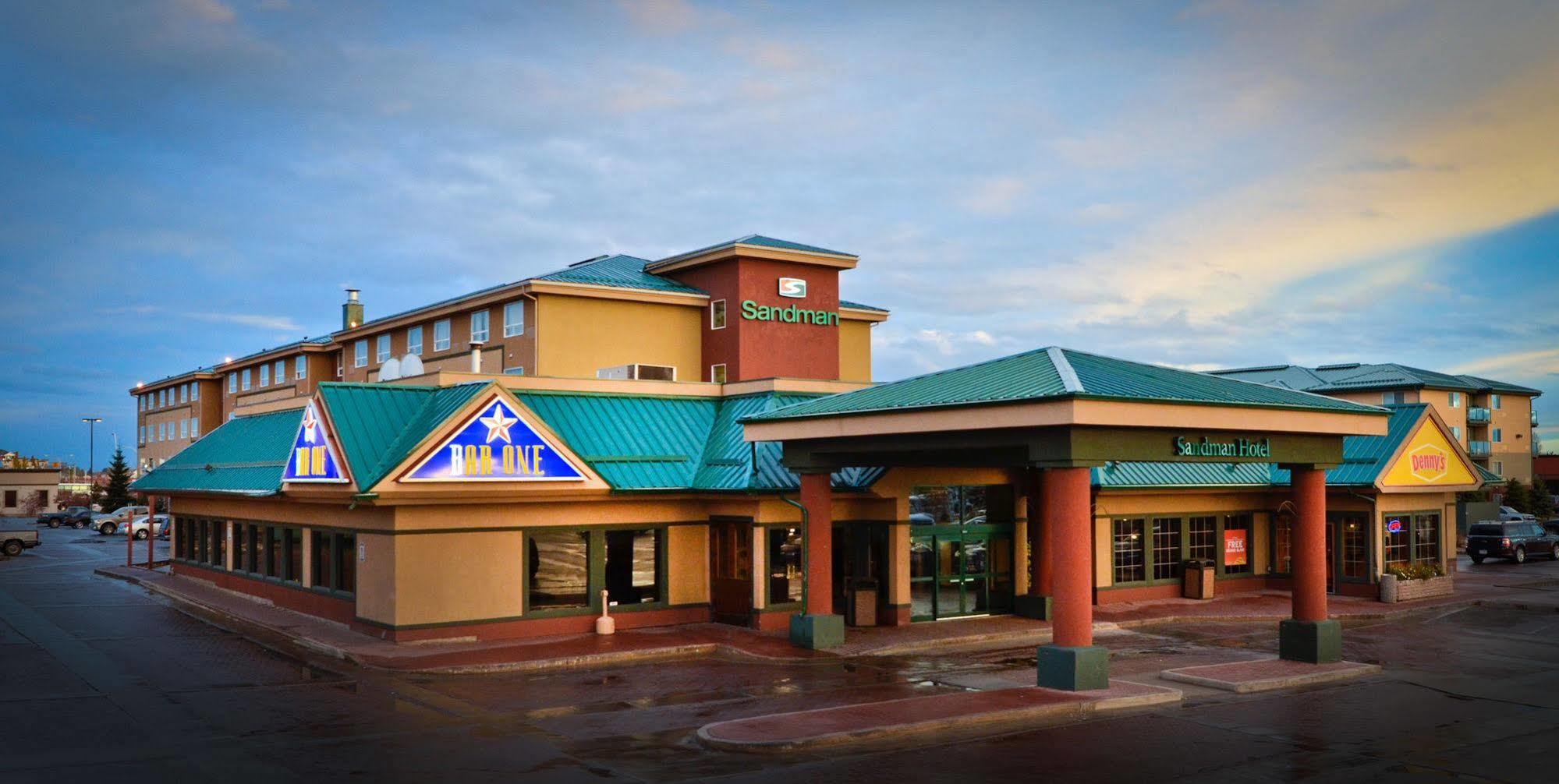 Sandman Hotel Grande Prairie Exterior photo